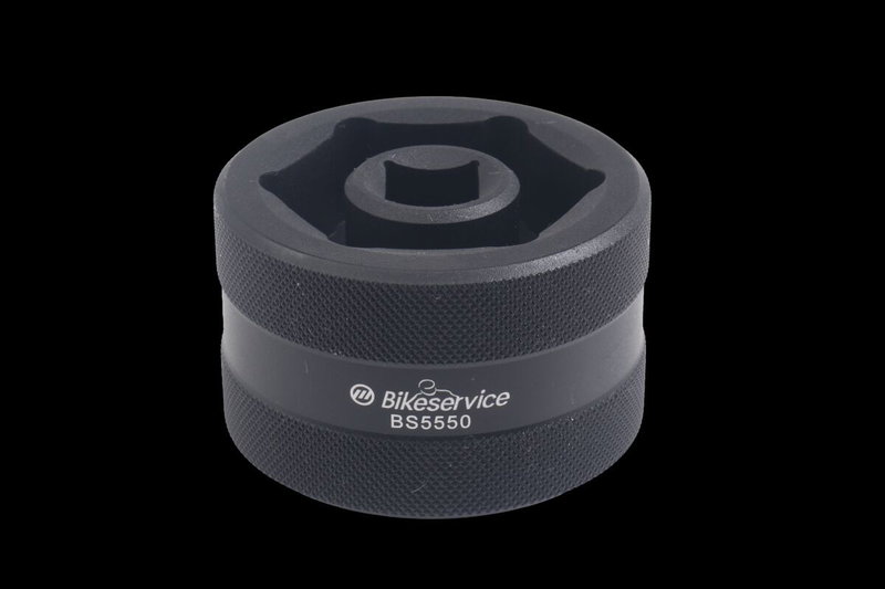 REAR WHEEL NUT SOCKET 41MM/46M