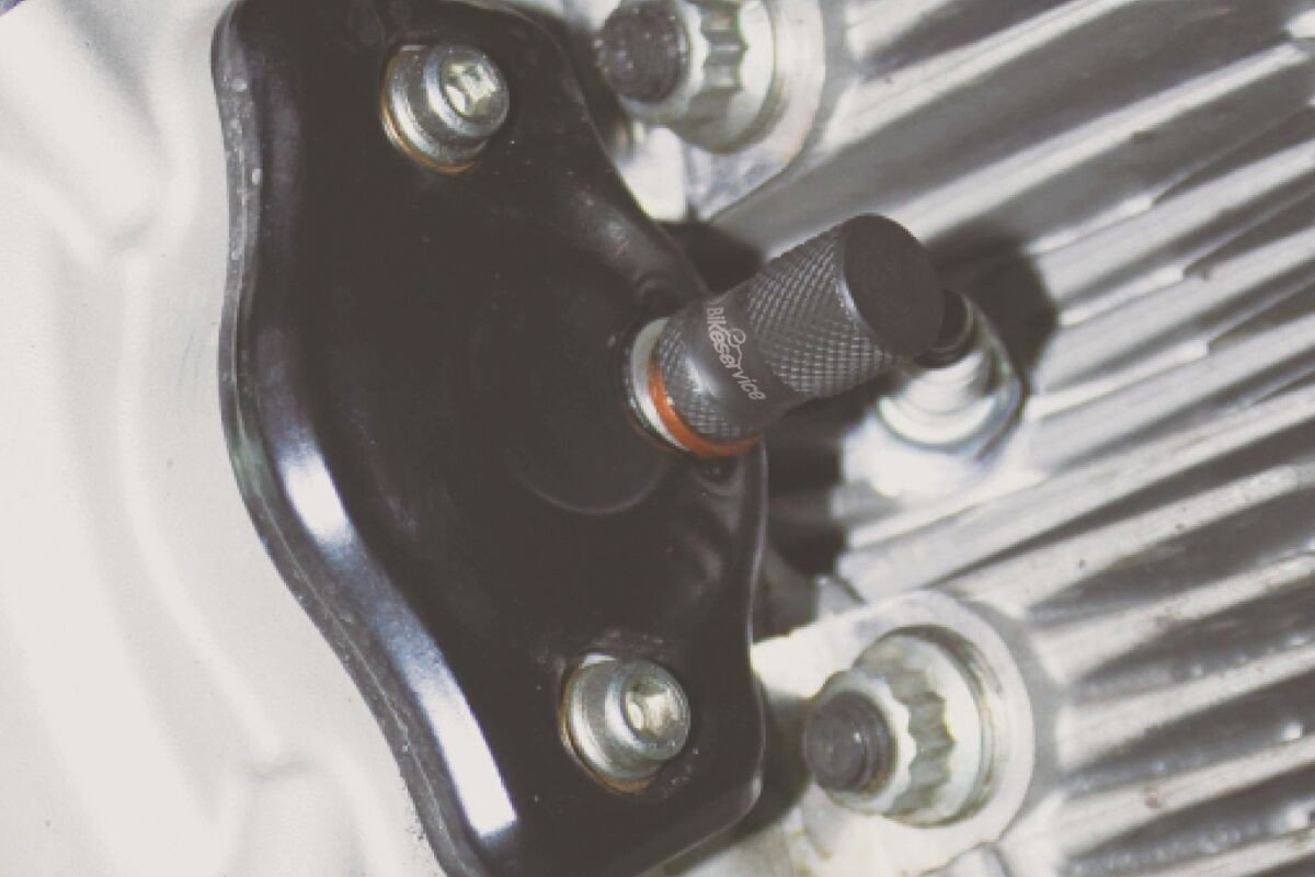 CAMSHAFT LOCKING PIN SET 2 VAL