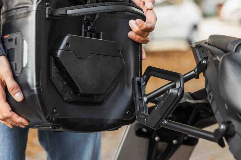 SIDE BAG WP 11L