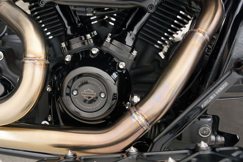 BOLT KIT TITANIUM - FLT 17-23