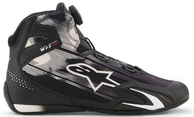 SHOE CELER VENTED BLACK/WHITE