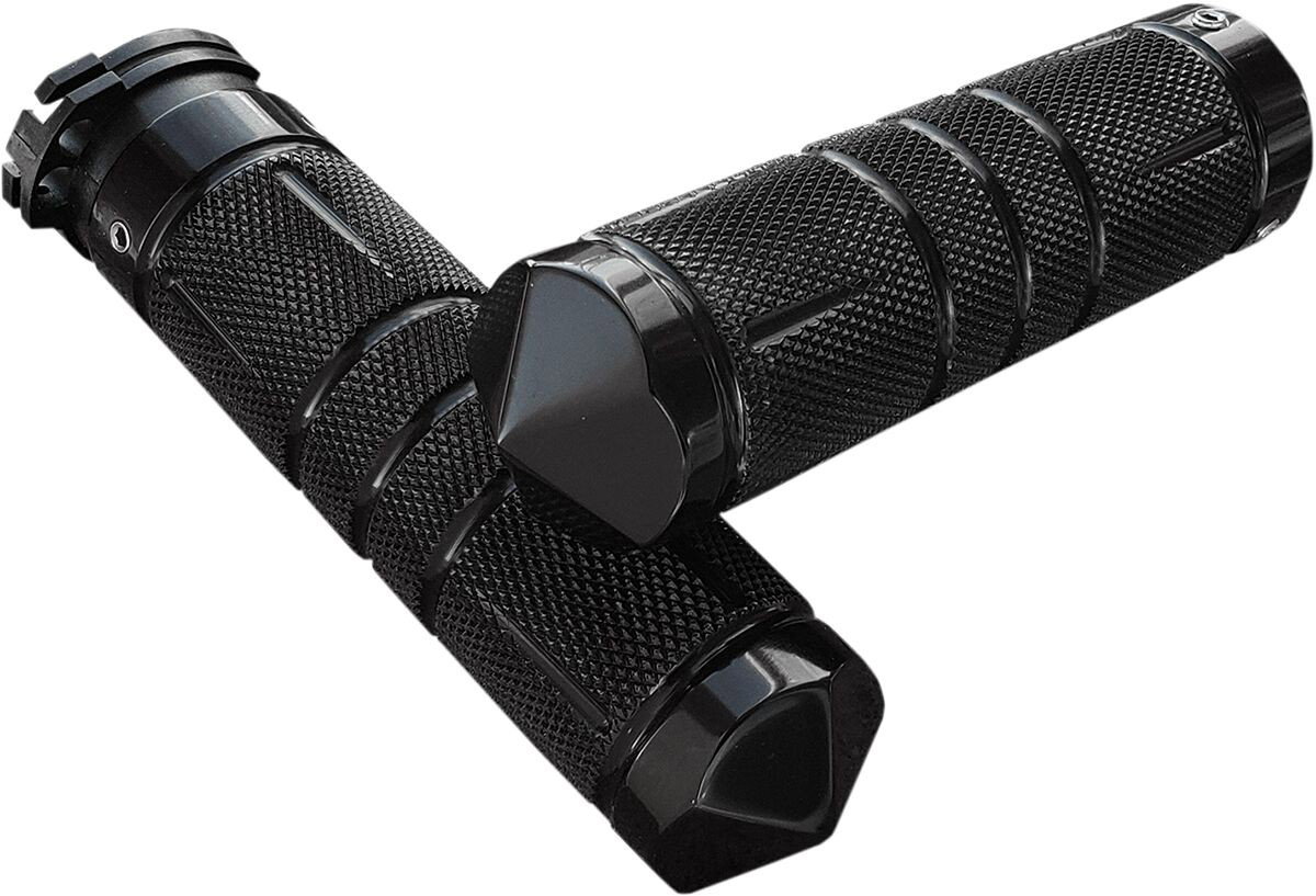 GRIPS KNURLED DIA CBL BLK