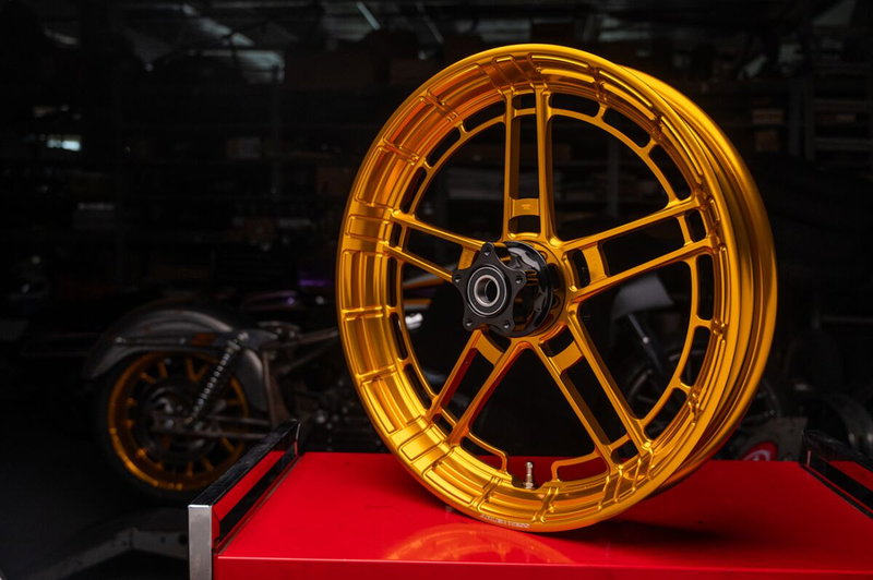 WHEEL FLATLINE 18 X 5.5 GOLD