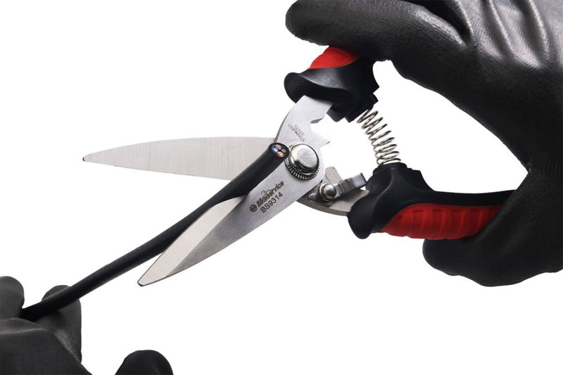 MUTI PURPOSE SCISSORS