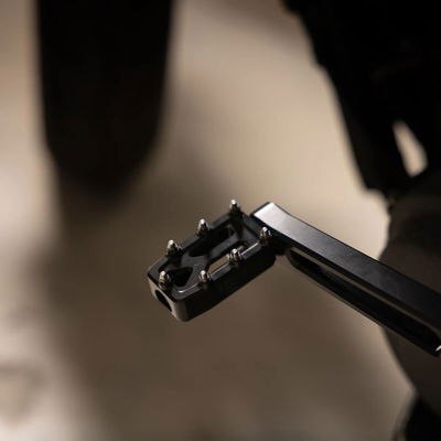 PEG SHIFTER AGGRESSOR BLACK