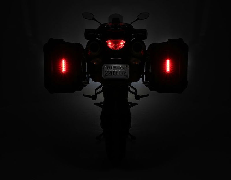 B6 LIGHT