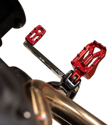 FOOTPEGS AGGRESSOR RED