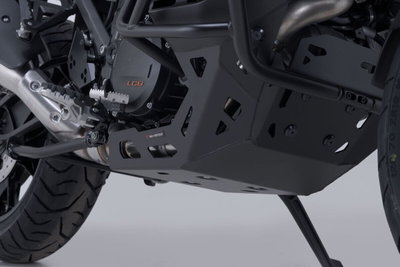 ENGINE GUARD