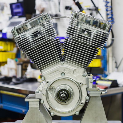 ENGINE V111 NAT W/CAST LB