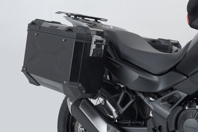 TRAX ADV aluminium väsksystem. Honda XL750 Transalp 23-26 Svart
