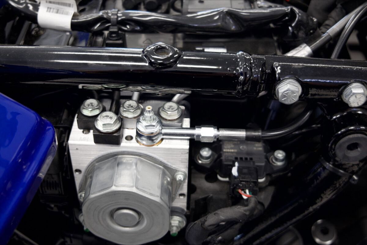 EZ INSTALL BRAKE LINE FULL LEN