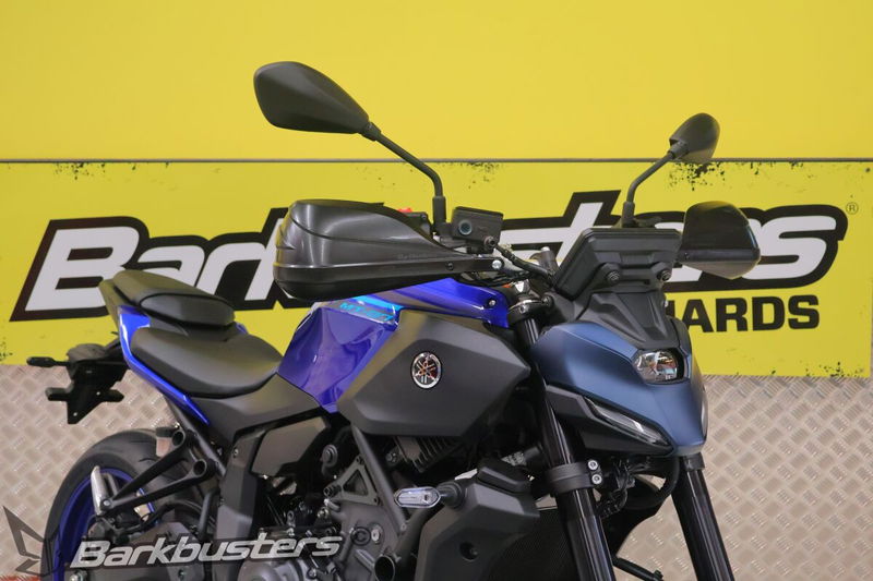HANDGUARD MT07 '25-