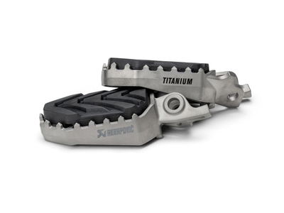 FOOTPEGS TITANIUM HONDA AFRICA
