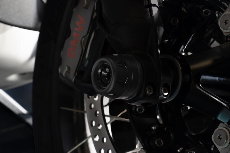 BMW GTA FRONT AXLE PROTECTOR B