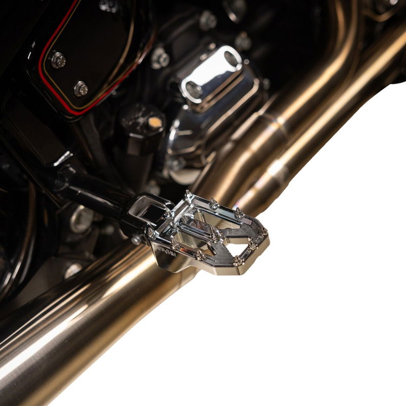 FOOTPEGS AGGRESSOR CHROME