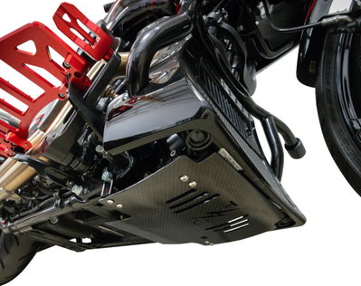 PLATE SKID CARBON GLOSS W/BLAC