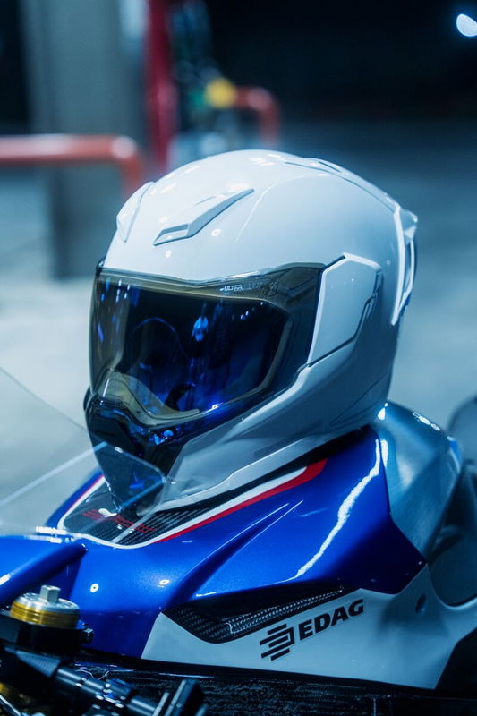 HELMET ULTRAFLITE GLOSS WHITE