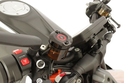 BRAKE FLUID CONTAINER COVER FR