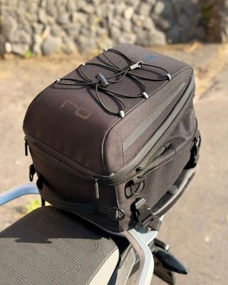 SEAT BAG REAR PLUS 11-19L BLAC