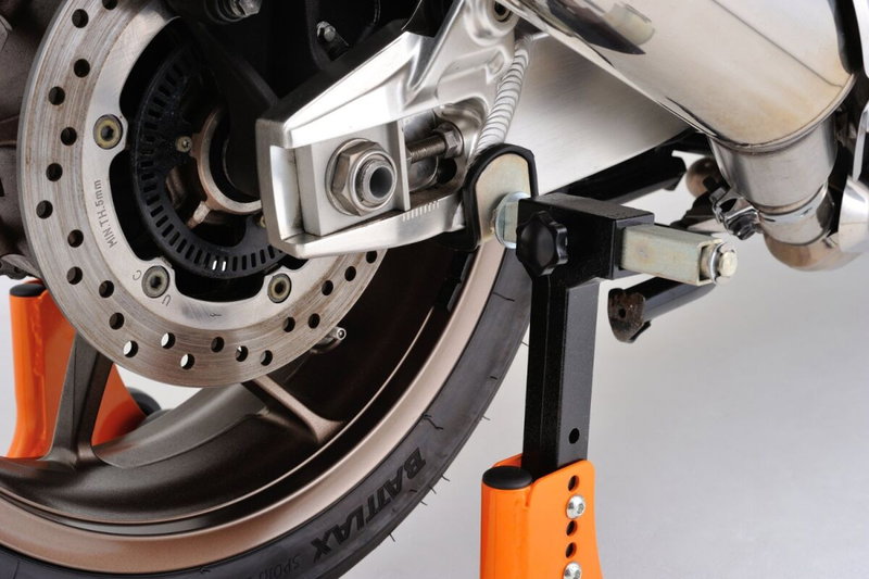 ADJUSTABLE REAR STAND