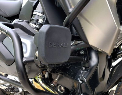 COVER BLACKOUT D4