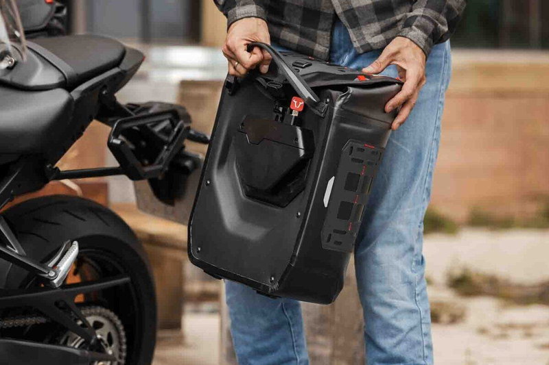 SIDE BAG WP 16L