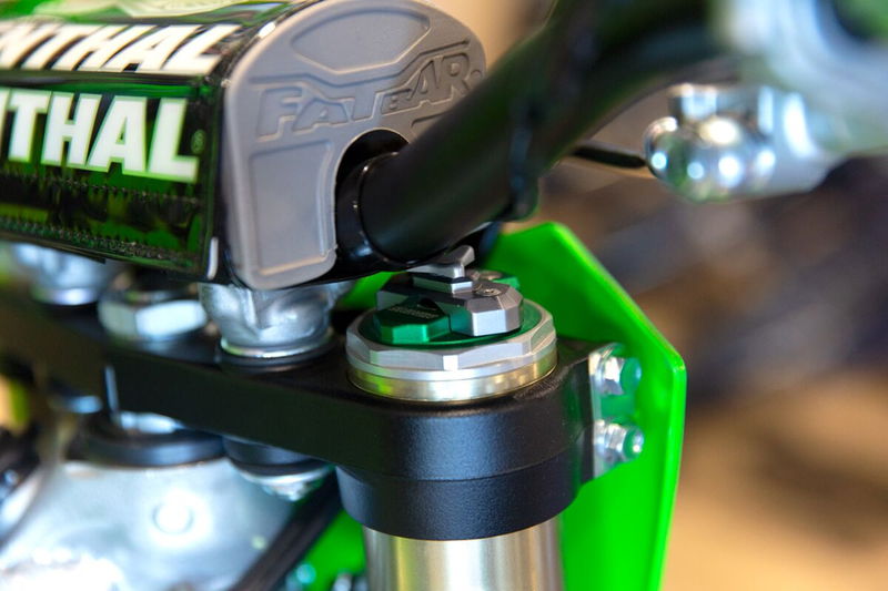 COMPRESSION ADJUSTER SHOWA FOR