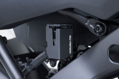 BRAKE FLUID RESERVOIR GUARD