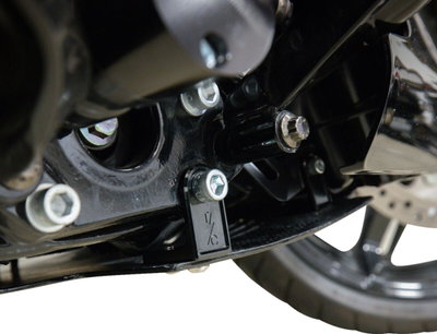 PLATE SKID CARBON FORGED W/BLA