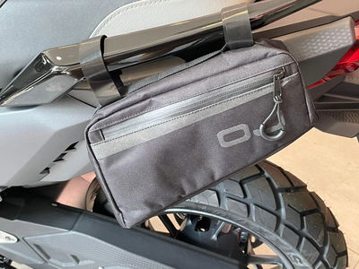 SIDE BAGS DUAL 1L BLACK