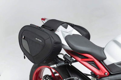 Blaze Saddlbags Triumph Street Tripple 675/765 Daytona 675