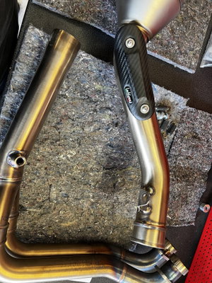 DEMOEXEMPLAR - EXHAUST LV-14 R 2/1 SUZUKI GSX
