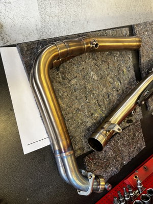DEMOEXEMPLAR - EXHAUST LV-14 R 2/1 SUZUKI GSX