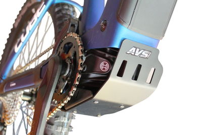 SKIDPLATE CUBE STEREO HYB 25