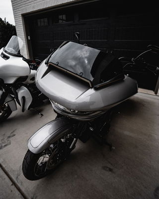 23 CVO/2024 STYLE ROAD GLIDE C