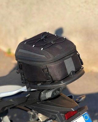 SEAT BAG REAR PLUS 11-19L BLAC