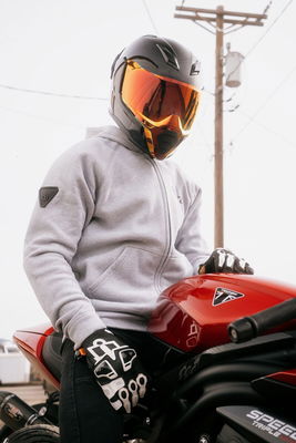 HELMET ULTRAFLITE GLOSS BLACK