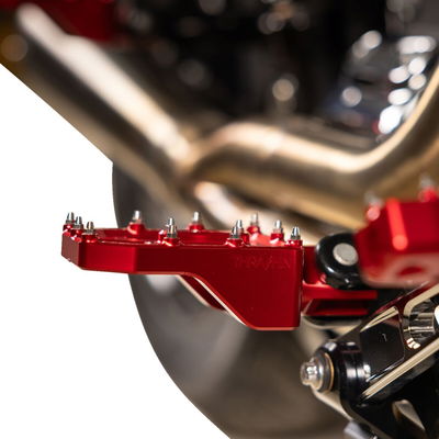 FOOTPEGS AGGRESSOR RED