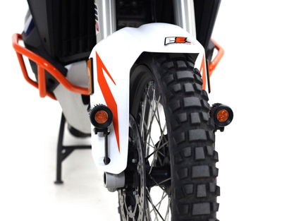 LOWER DRIVING LIGHT MOUNT KTM