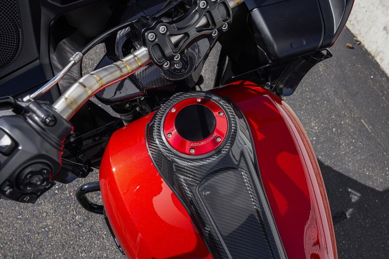 GAS CAP POP-UP RED 24+ TOURING