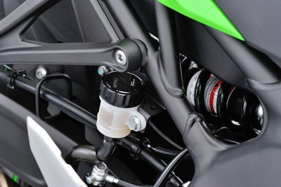 MASTER CYLINDER CAP-REAR KAWAS