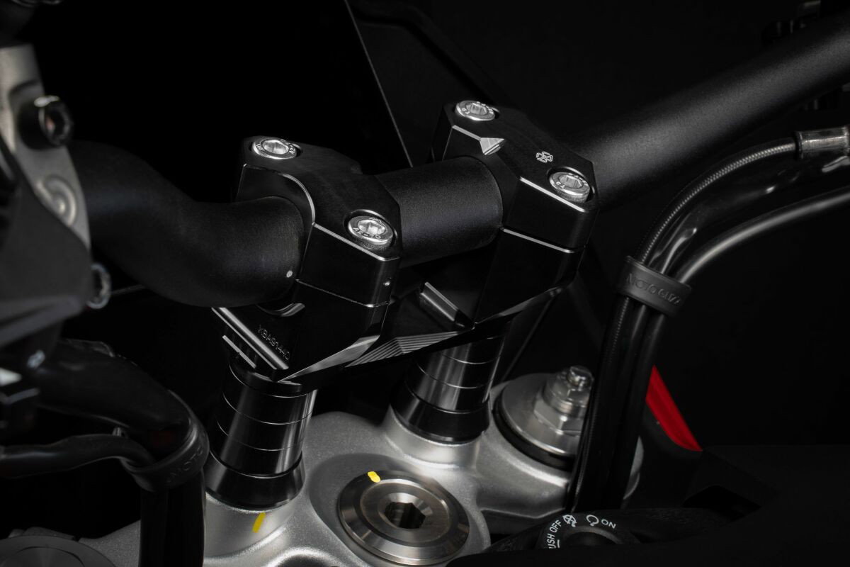 2DGT HANDLEBAR RISERS MOTO GUZ