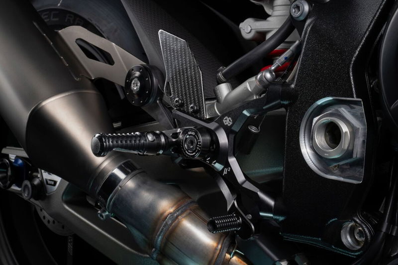 BMW S/M-1000RR 2025- REARSET M