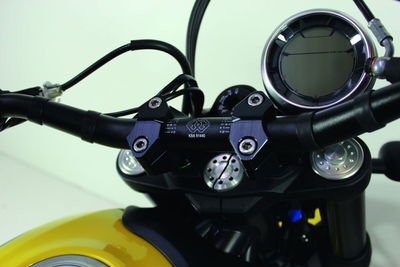 2DGT ADJUSTABLE HANDLEBAR RISERS UNIVERSAL ABK-12
