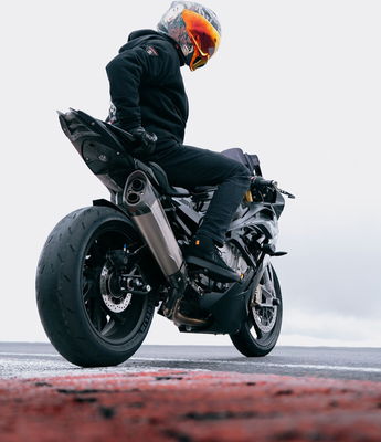 HELMET THRESHOLD ODOKURO BLACK