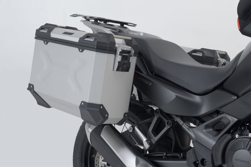 TRAX ADV aluminium väsksystem. Honda XL750 Transalp 23-26 Silver