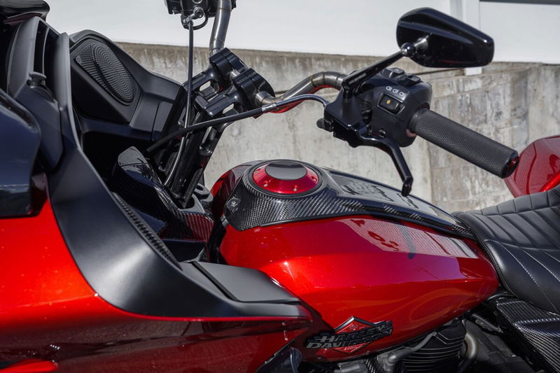 GAS CAP POP-UP RED 24+ TOURING