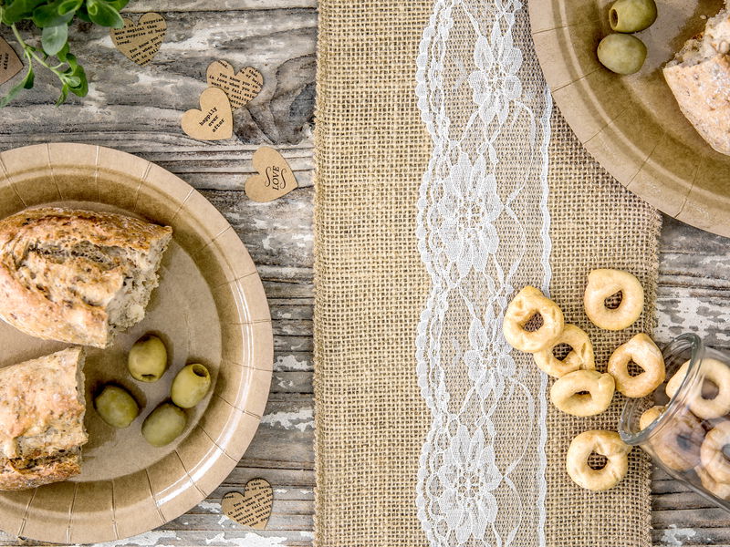 Stolsrosett i jute med spets