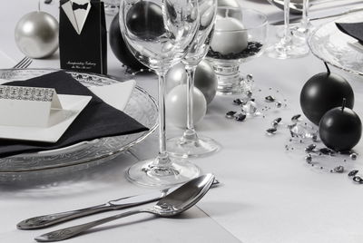 Bordslöpare, satin, vit, 9 m