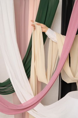 Chemin de table en chiffon, crème, 5 m